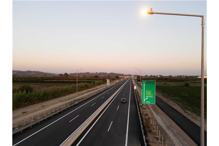 The 65-kilometer section of the new Patras-Pyrgos Motorway from Kaminia to Pyrgos is opening to traffic.  