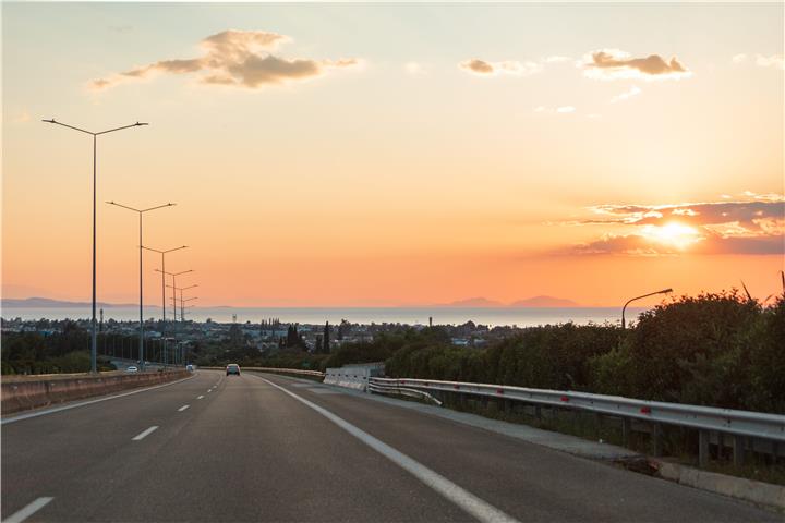 Safe trips for a Happy Easter!